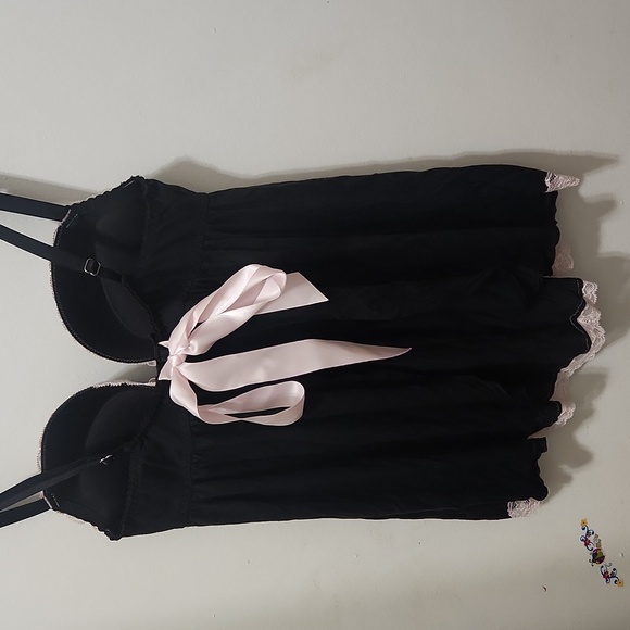 Victoria's Secret Babydoll Chemise Padded Underwire Black Pink Bow Back Lace 34C - Picture 3 of 6